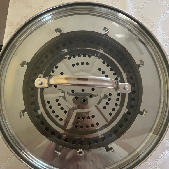 Silver Cookware Set - Picture 2 of 16